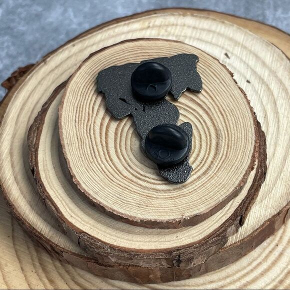 Pregnant Goddess Enamel Pin/ Brooch Lapel - Picture 5 of 6